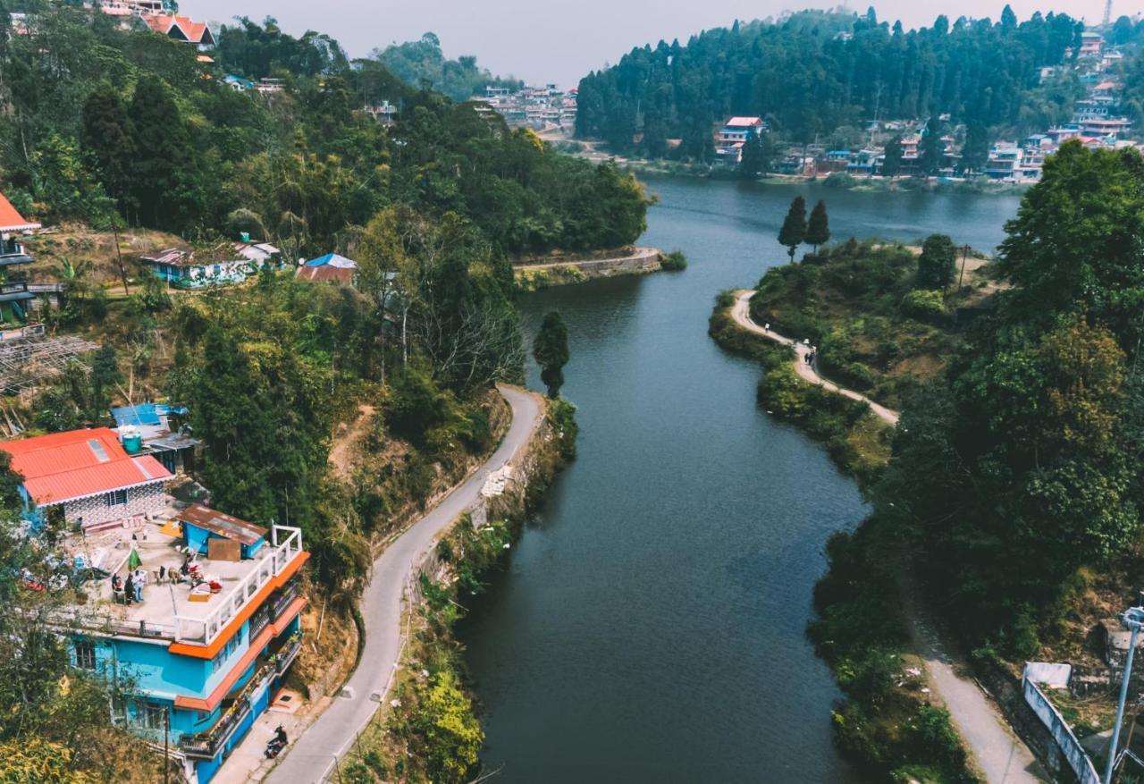 Pradhan Homestay Mirik - Homestay Beside Mirik Lake Buitenkant foto