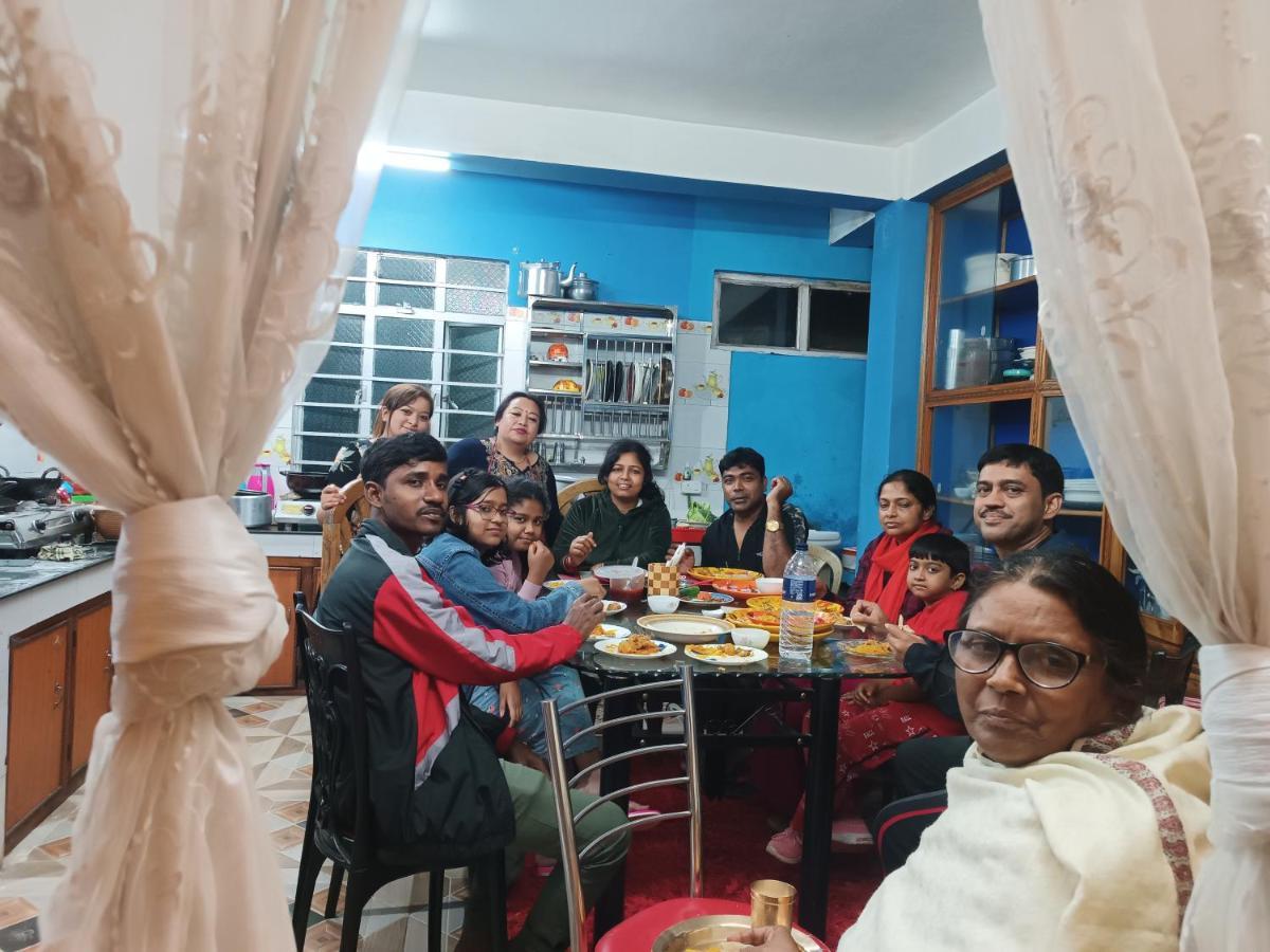Pradhan Homestay Mirik - Homestay Beside Mirik Lake Buitenkant foto