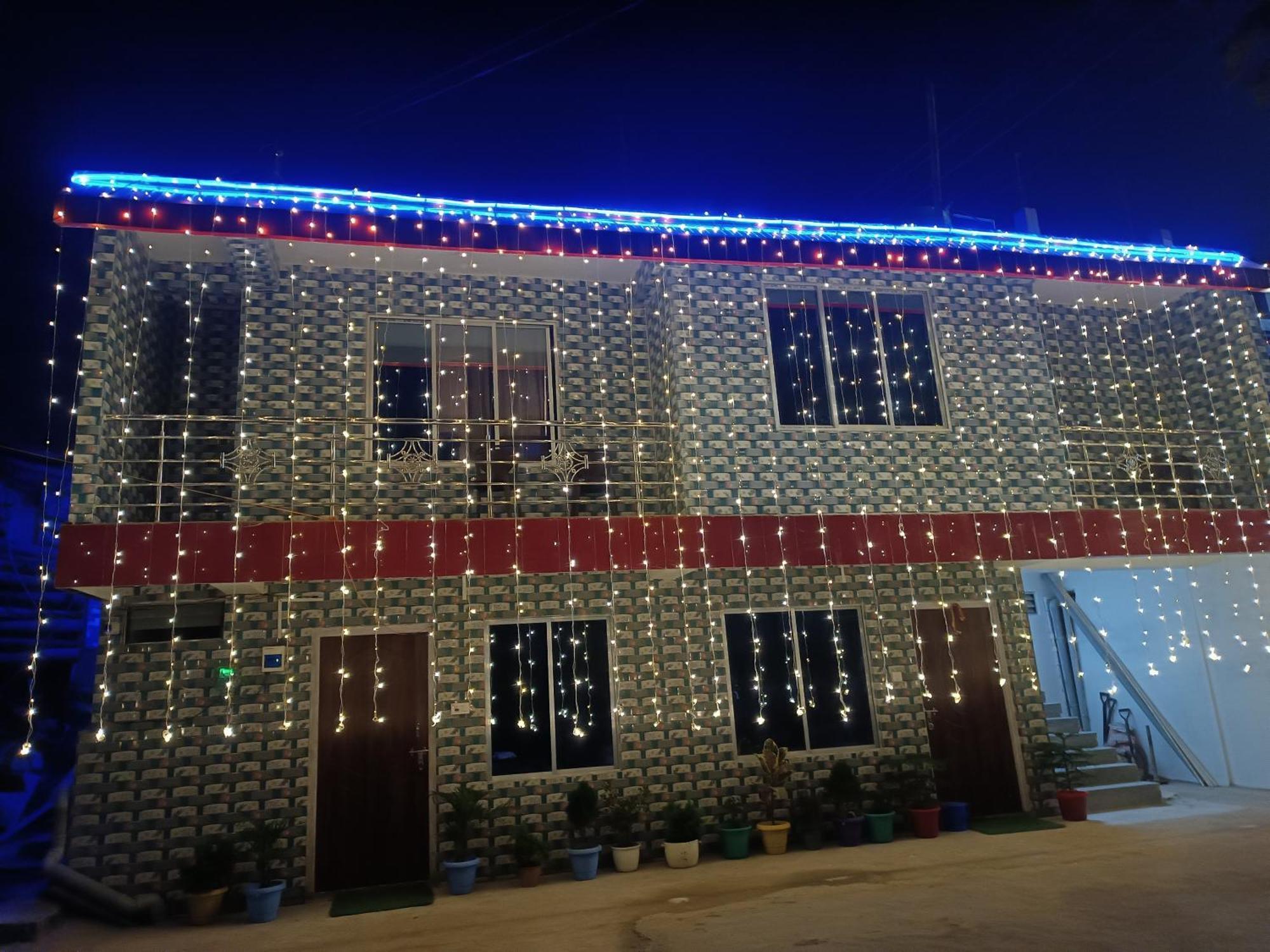 Pradhan Homestay Mirik - Homestay Beside Mirik Lake Buitenkant foto