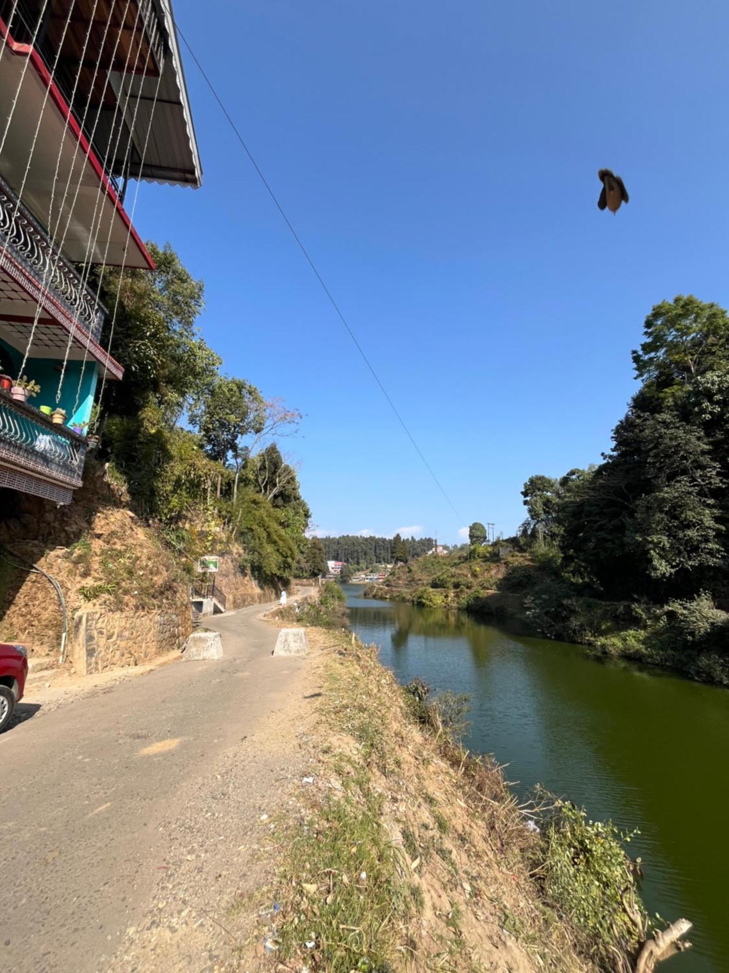 Pradhan Homestay Mirik - Homestay Beside Mirik Lake Buitenkant foto