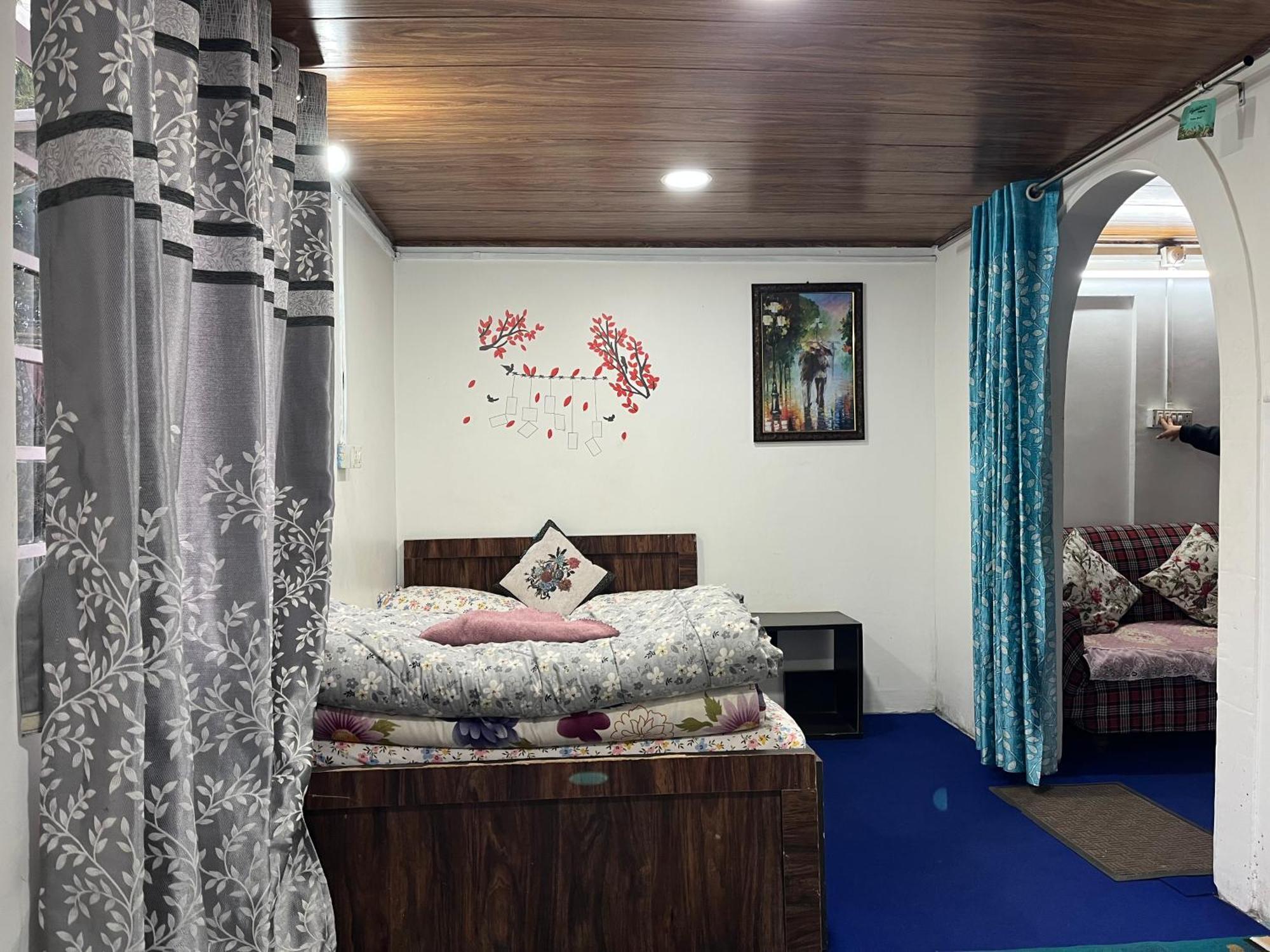 Pradhan Homestay Mirik - Homestay Beside Mirik Lake Buitenkant foto